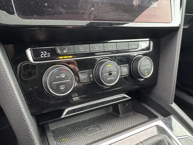 Volkswagen Arteon 1.5 TSI Business R 2019 Benzine 10