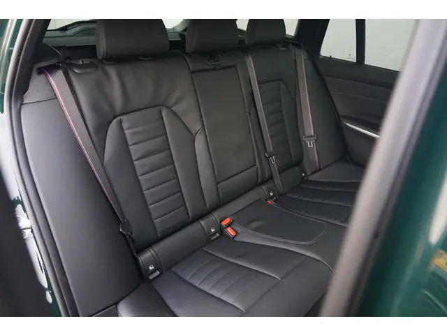 BMW 3 Serie Touring 330e 2026 Hybride Benzine 10