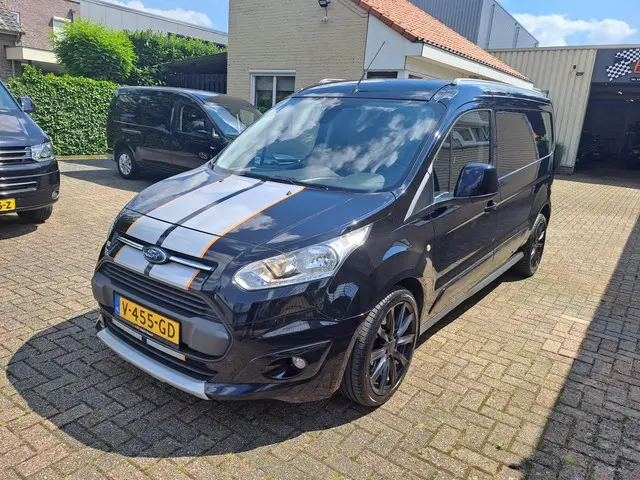 Ford Transit Connect 3