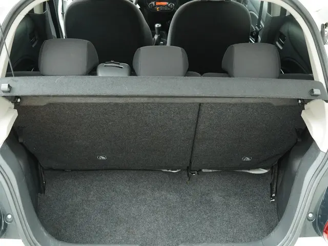 Mitsubishi Space Star 1.0 Bright 2016 Benzine 9