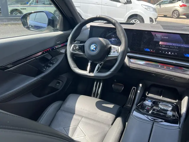 BMW i5 eDrive40 84 kWh 2024 Elektrisch 11