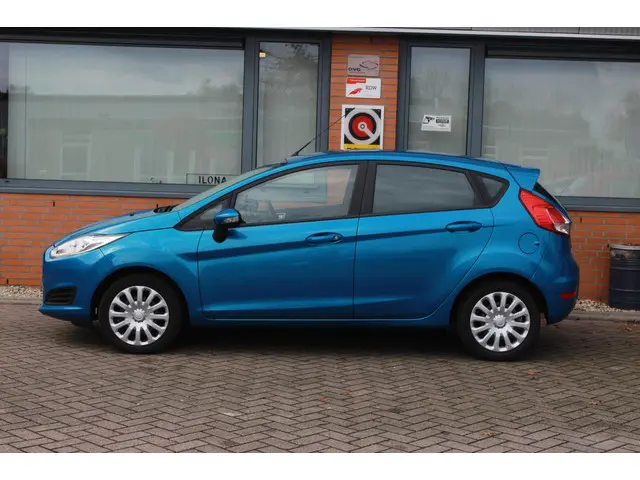 Ford Fiesta 1.0 Style 2015 Benzine 2