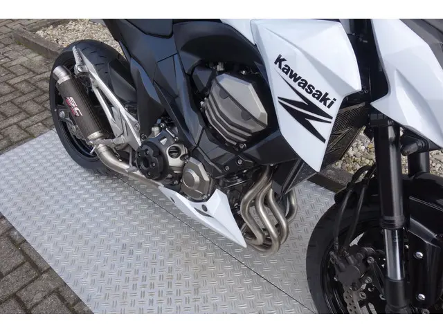 Kawasaki Z800 E 2013 Benzine 8