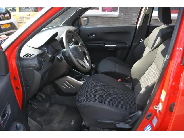 Suzuki Ignis 1.2 Smart Hybrid, airco 2021 Hybride Benzine 15