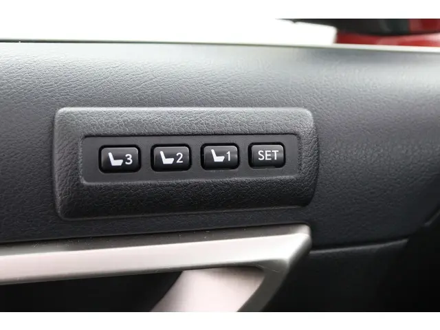 Lexus CT 200h F Sport Line 2016 Hybride Benzine 36