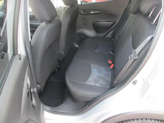 Opel KARL 1.0 Rocks Online Edition 2018 Benzine 8