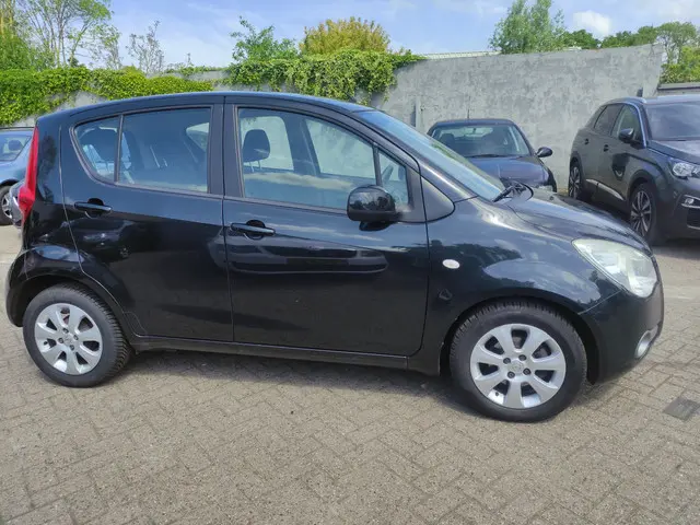 Opel Agila 1.0 Edition APK tot 22-03-2026 2012 Benzine 5