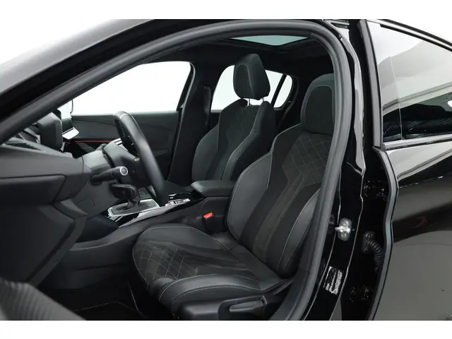 Peugeot 208 3