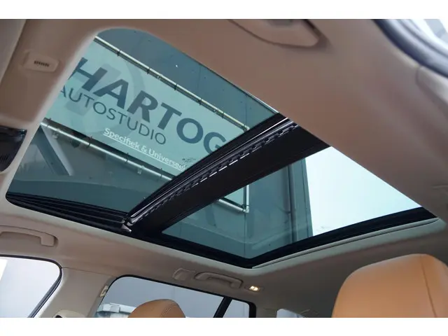 BMW 5 Serie Touring 530i xDrive Executive 2017 Benzine 17