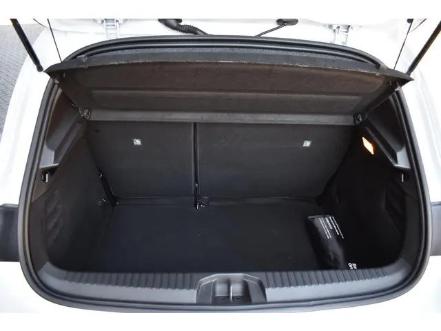 Renault Clio TCe 90 GPF techno 2024 Benzine 13