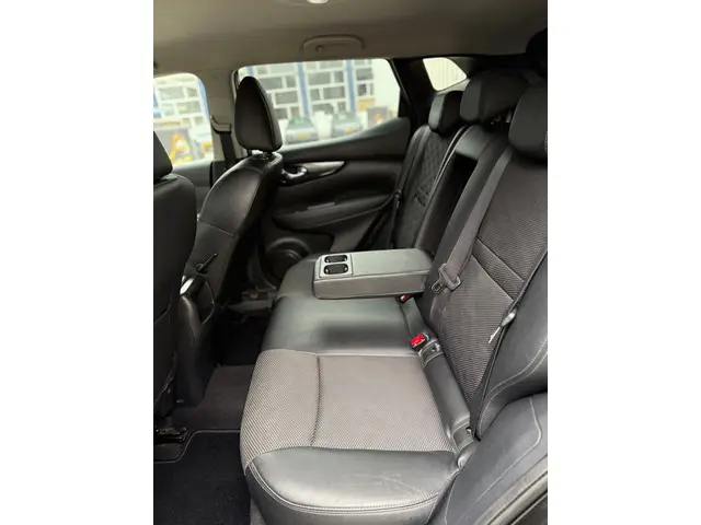 Nissan QASHQAI 1.2 Tekna Automaat 2015 Benzine 37