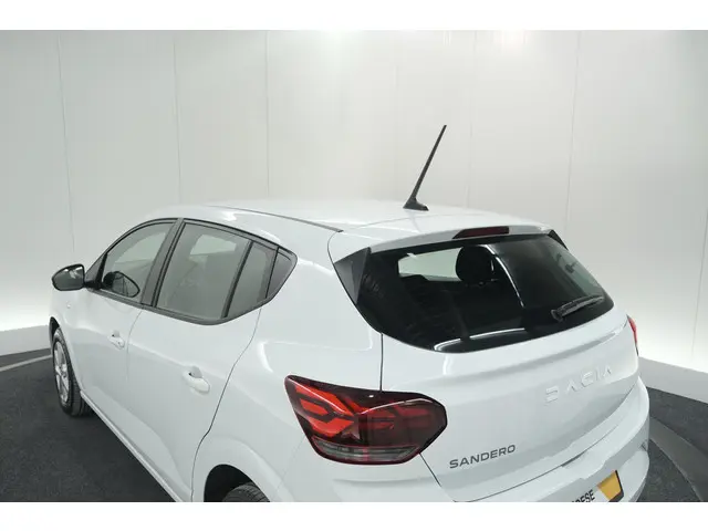 Dacia Sandero TCe 90 CVT Expression 2024 Benzine 17