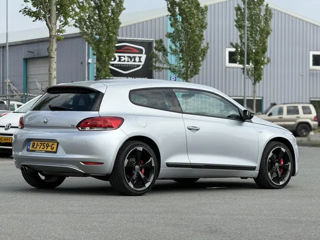 Volkswagen Scirocco 1.4 TSI Highline Plus 2012 Benzine 4