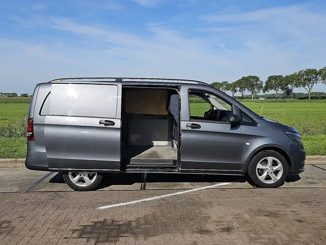 Mercedes-Benz Vito 114 2017 Diesel 15