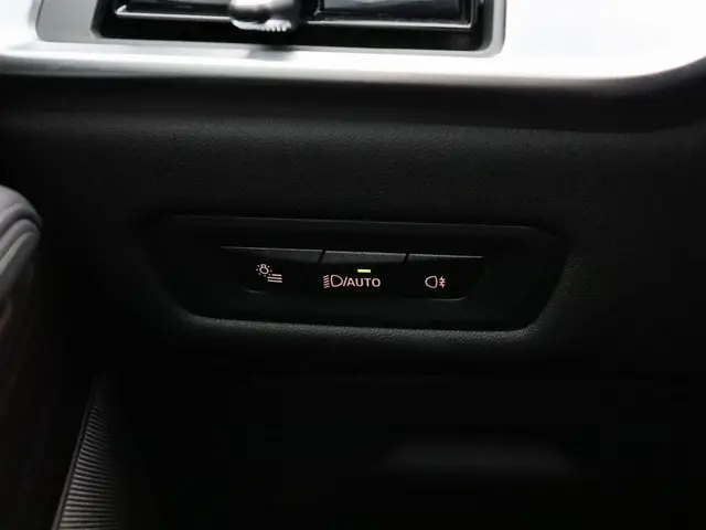 BMW X5 xDrive50e 2025 Hybride Benzine 32