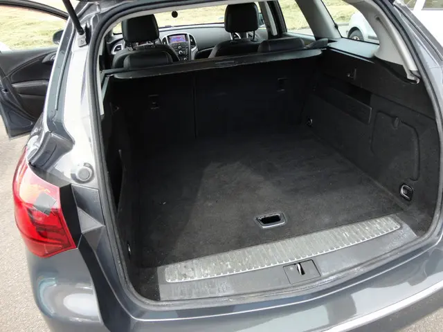 Opel Astra Sports Tourer 1.4 Turbo Business + 2013 Benzine 15