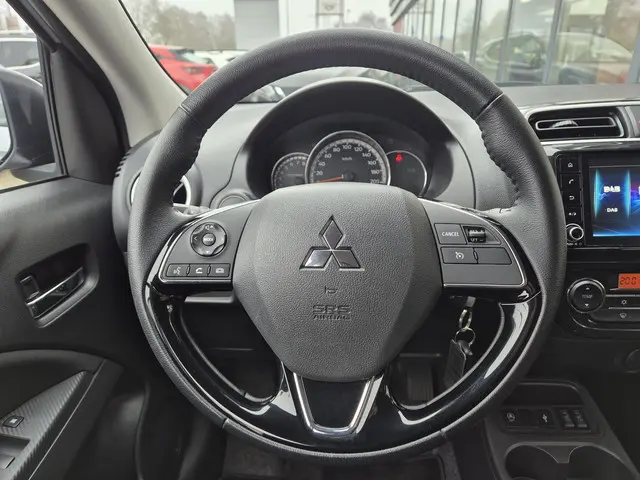 Mitsubishi Space Star 1.2 Intense 2022 Benzine 20