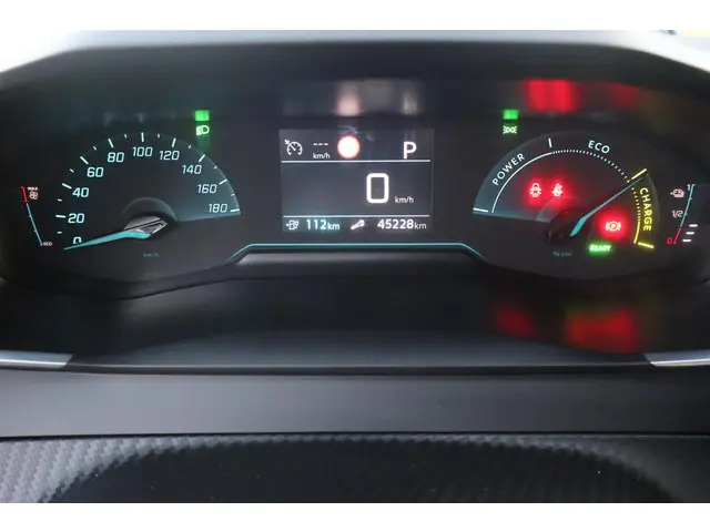 Peugeot e-2008 EV Allure 50 kWh 2021 Elektrisch 19