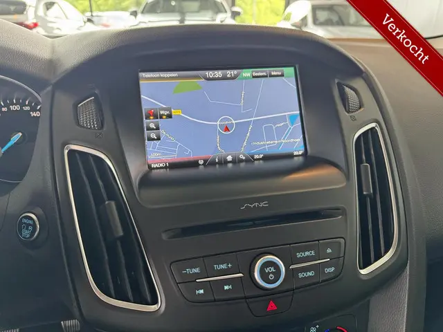 Ford Focus Wagon 1.0 Ecoboost Titanium 2016 Benzine 6
