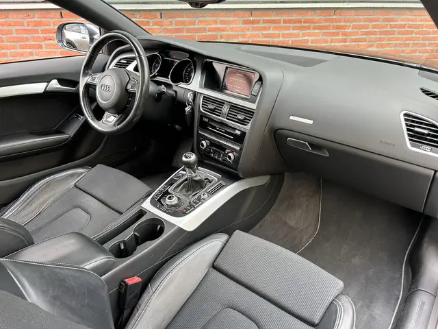 Audi A5 Coupé 1.8 TFSI Sport Edition 2014 Benzine 4