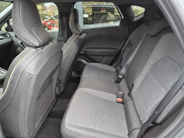 Mitsubishi ASX 1.3 DCT First Edition 2025 Benzine 8