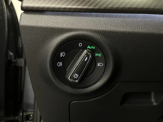 Škoda Kamiq 1.5 TSI ACT Monte Carlo Sport 2023 Benzine 40