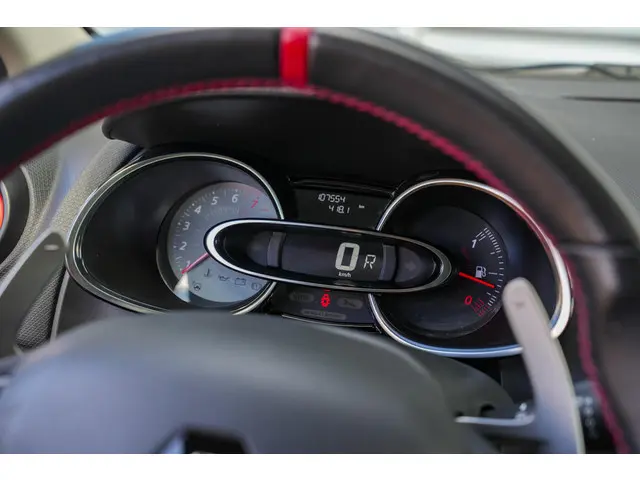 Renault Clio R.S. 2017 Benzine 19