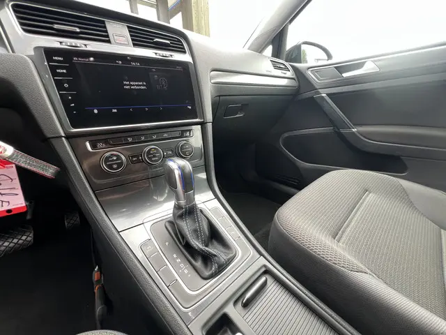 Volkswagen e-Golf e-Golf 2017 Elektrisch 8