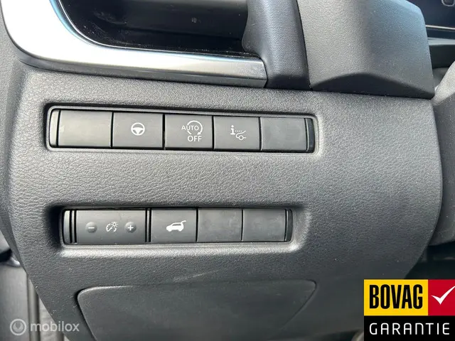 Nissan QASHQAI 1.3 MHEV Xtronic Tekna 2022 Benzine 16