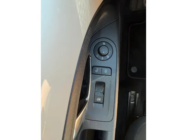 SEAT Mii 1.0 Sport Dynamic 2015 Benzine 16