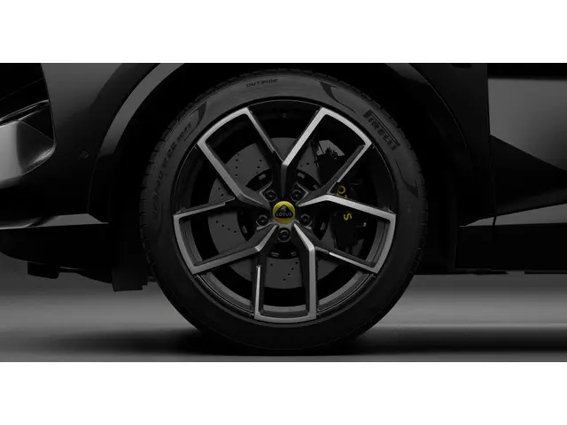 Lotus Eletre 112kWh/603pk 2025 Elektrisch 8