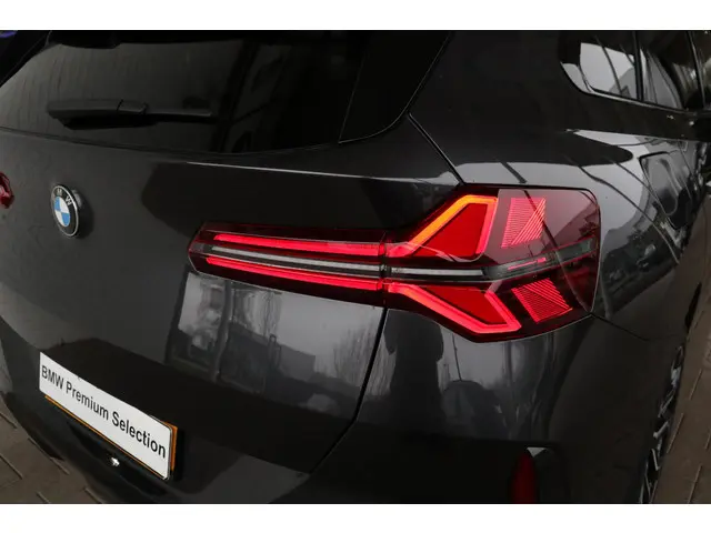 BMW X3 xDrive30e 2025 Hybride Benzine 6