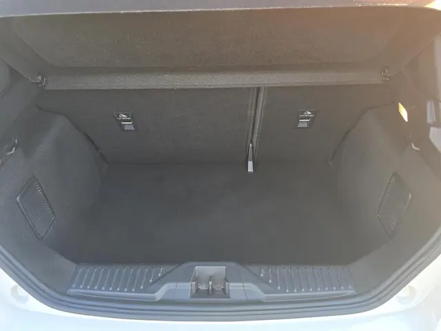 Ford Fiesta 1.0 EcoBoost Hybrid ST-Line X 2021 Benzine 10