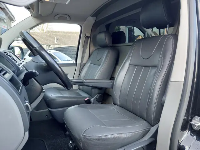 Volkswagen Transporter 2.0 TDI L2H1 2014 Diesel 15