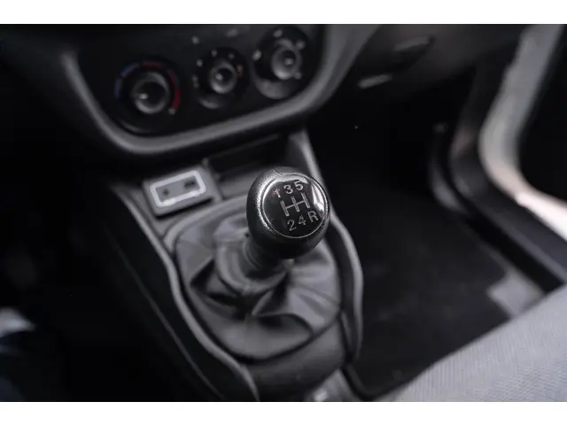 Fiat Doblò 1.3 MJet 90 pk L1H1 2015 Diesel 33