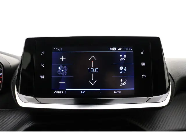 Peugeot 208 1.2 PureTech Allure 2022 Benzine 22
