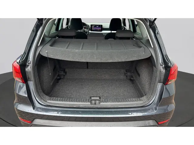 SEAT Arona 1.0 TSI Style Business Intense 2023 Benzine 12