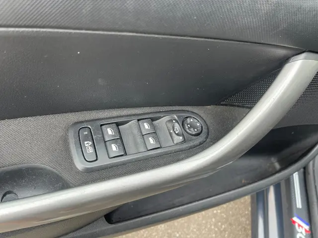 Peugeot 308 SW 1.6 VTi Millesim 200 2012 Benzine 10