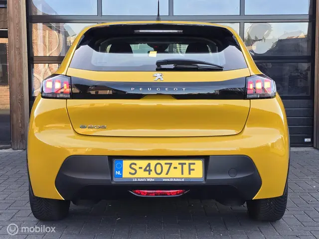 Peugeot e-208 EV Active 50 kWh 2023 Elektrisch 7