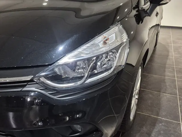 Renault Clio Estate TCe 90PK Limited 2019 Benzine 22