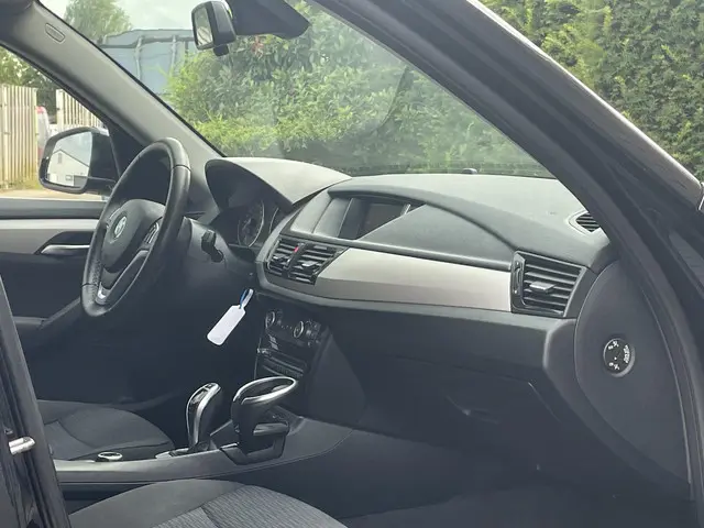 BMW X1 sDrive20i Limited Series 2014 Benzine 14