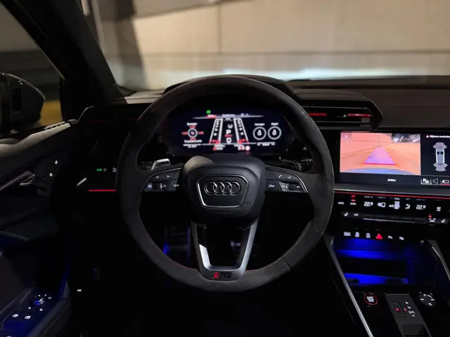 Audi RS3 A3 Sportback 2.5 TFSI QUATTRO 2023 Benzine 32