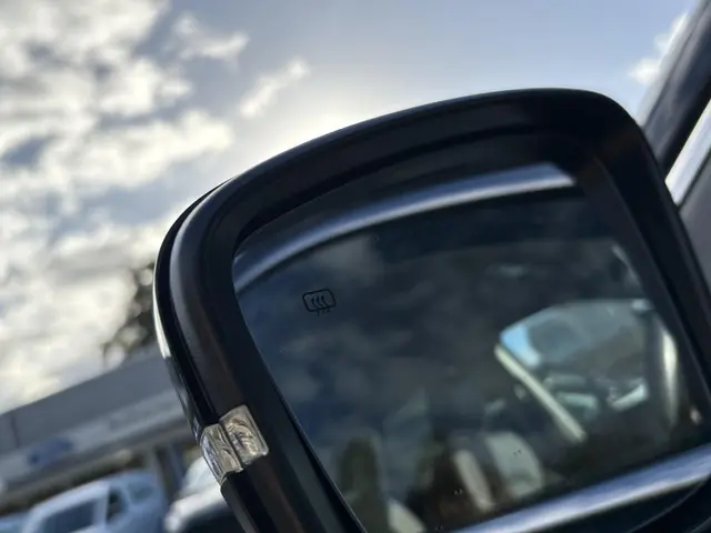 MG EHS 1.5 TGDI Luxury 2023 Hybride Benzine 11