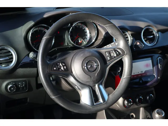 Opel ADAM 1.4 Glam 2013 Benzine 3