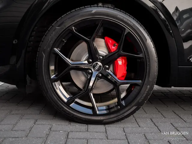 Audi Q5 55 TFSI e S-Line 2022 Hybride Benzine 12