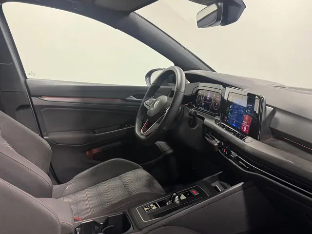 Volkswagen Golf 2.0 TSI GTI 2021 Benzine 21