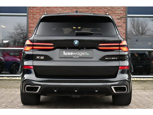 BMW X5 xDrive50e M-Sport 2023 Hybride Benzine 8