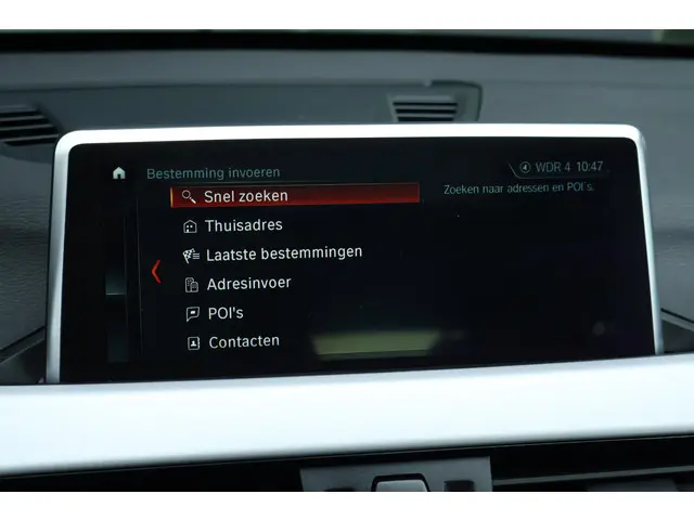 BMW X1 sDrive20i Executive Edition 2019 Benzine 26