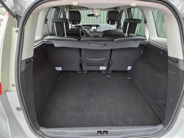 Renault Grand Scénic 1.6 dCi Bose 2012 Diesel 11