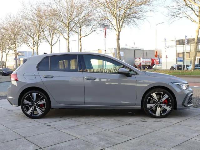 Volkswagen Golf GTE 1.4 PHEV 2021 Hybride Benzine 23
